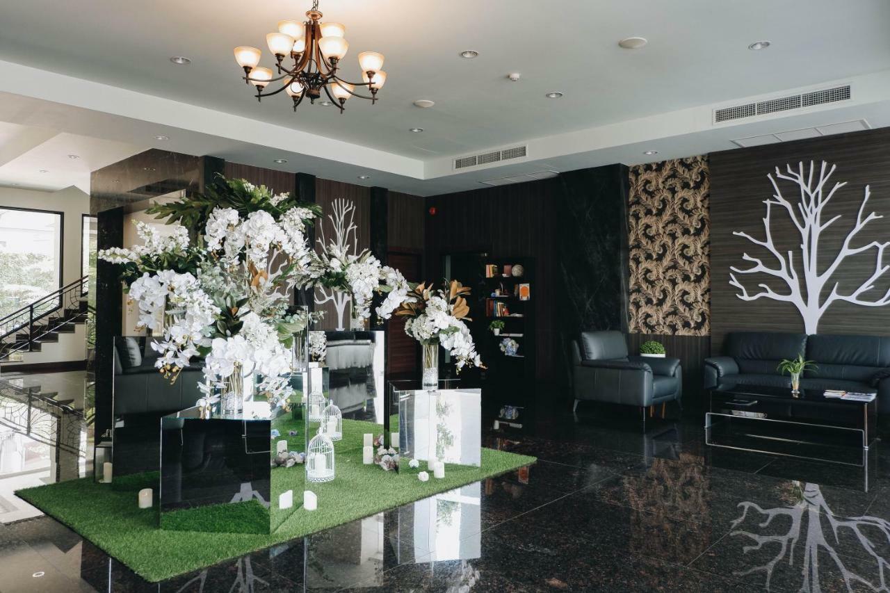 Civilize Hotel Udon Thani Eksteriør billede